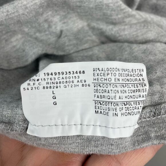 NWOT Champion Short Sleeve T-Shirt Size L - Picture 7 of 7